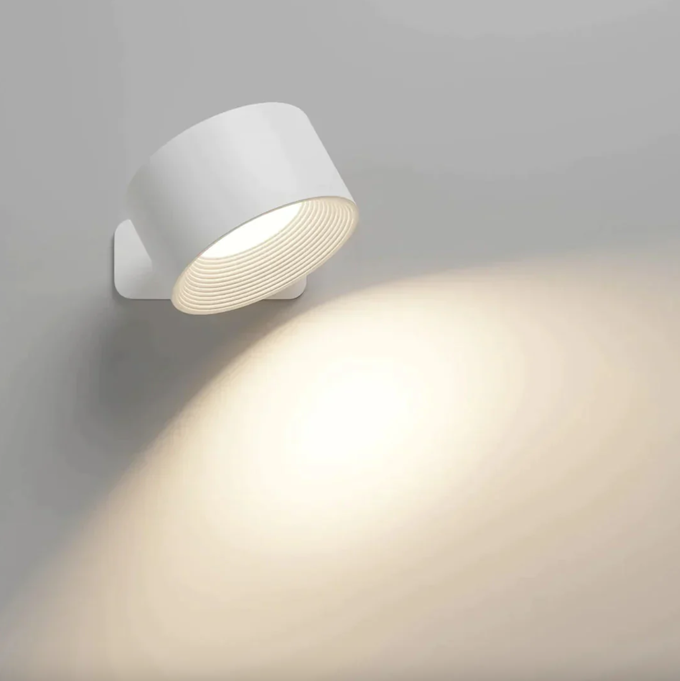 Uppladdningsbar LED-vägglampa med rörelsesensor