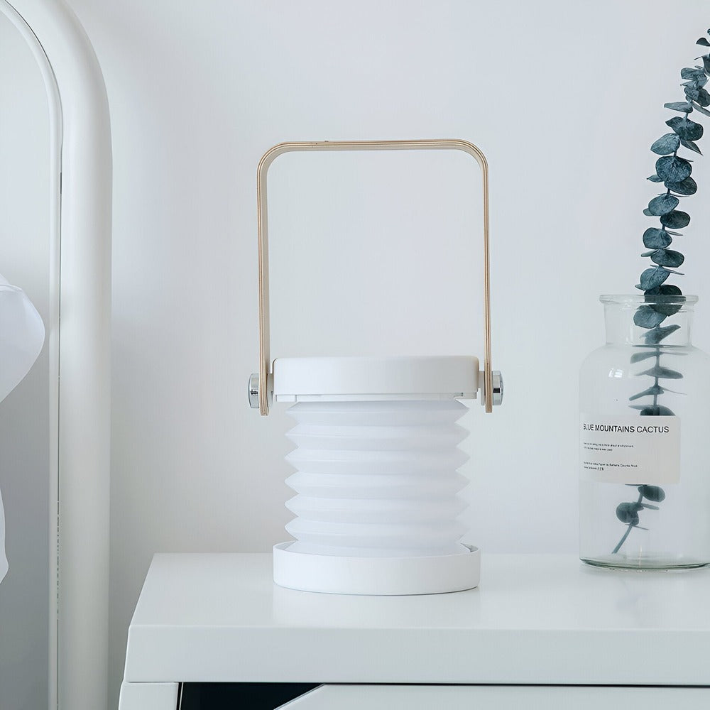 Minimalistisk bordslampa – modern design & justerbart ljus