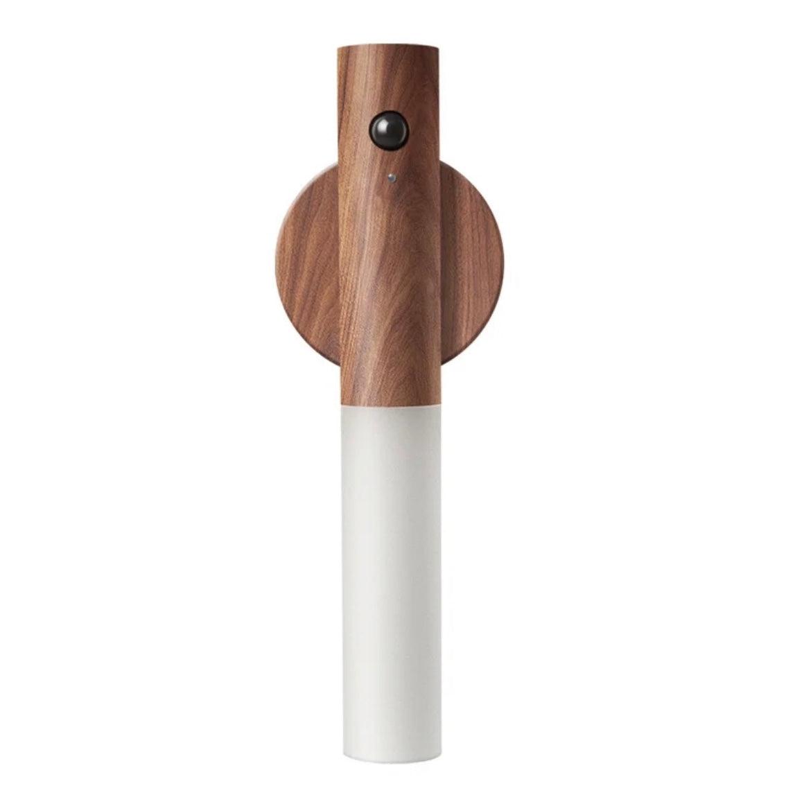 Trådlös LED-vägglampa med magnetfäste