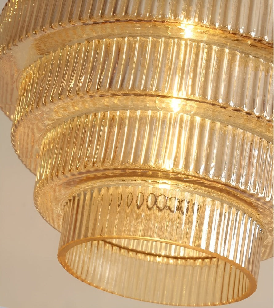 Valeria Arc – Modern ljuskrona med geometrisk design