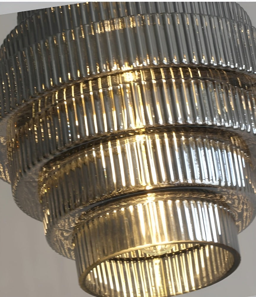 Valeria Arc – Modern ljuskrona med geometrisk design