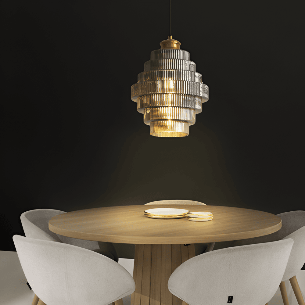 Valeria Arc – Modern ljuskrona med geometrisk design