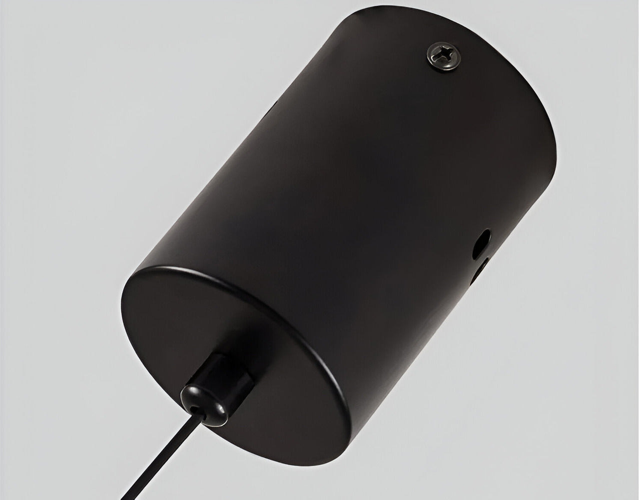 Linuva – Oval LED-Pendellampa i Svart Aluminium